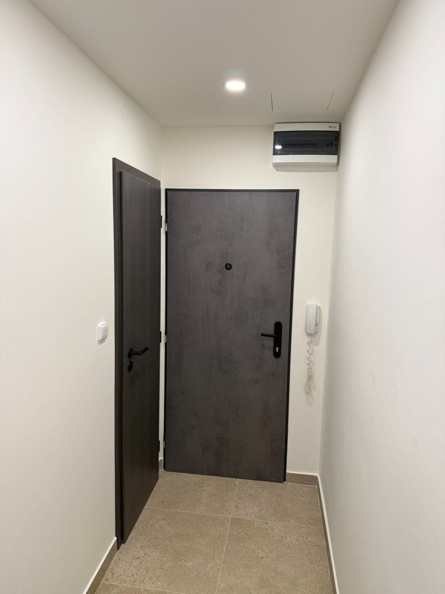 Predaj bytu 3-izbový 60 m², Brandlova, Hodonín, Jihomoravský kraj Predaj bytu 3-izbový 60 m², Brandlova, Hodonín, Jihomoravský kraj