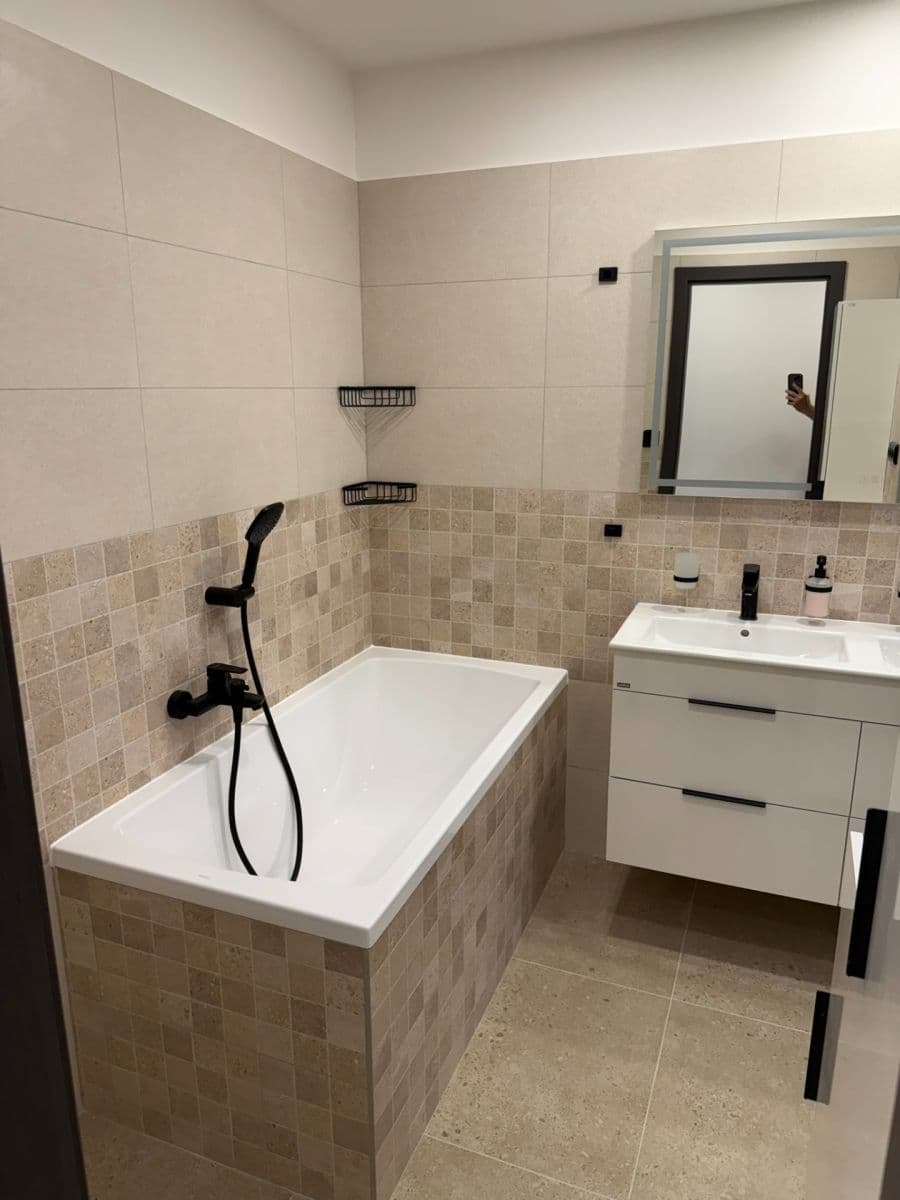Predaj bytu 3-izbový 60 m², Brandlova, Hodonín, Jihomoravský kraj Predaj bytu 3-izbový 60 m², Brandlova, Hodonín, Jihomoravský kraj