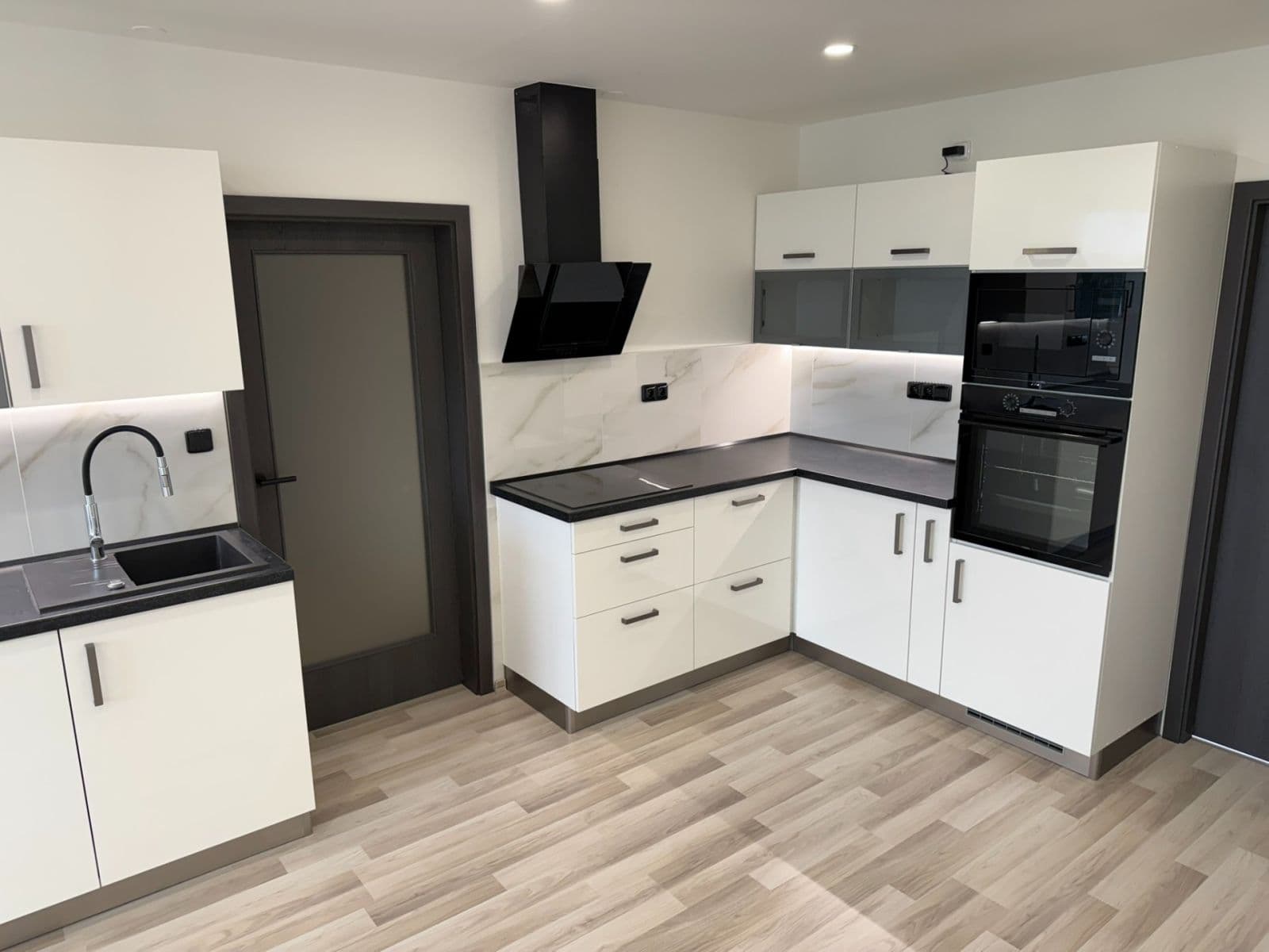 Predaj bytu 3-izbový 60 m², Brandlova, Hodonín, Jihomoravský kraj Predaj bytu 3-izbový 60 m², Brandlova, Hodonín, Jihomoravský kraj