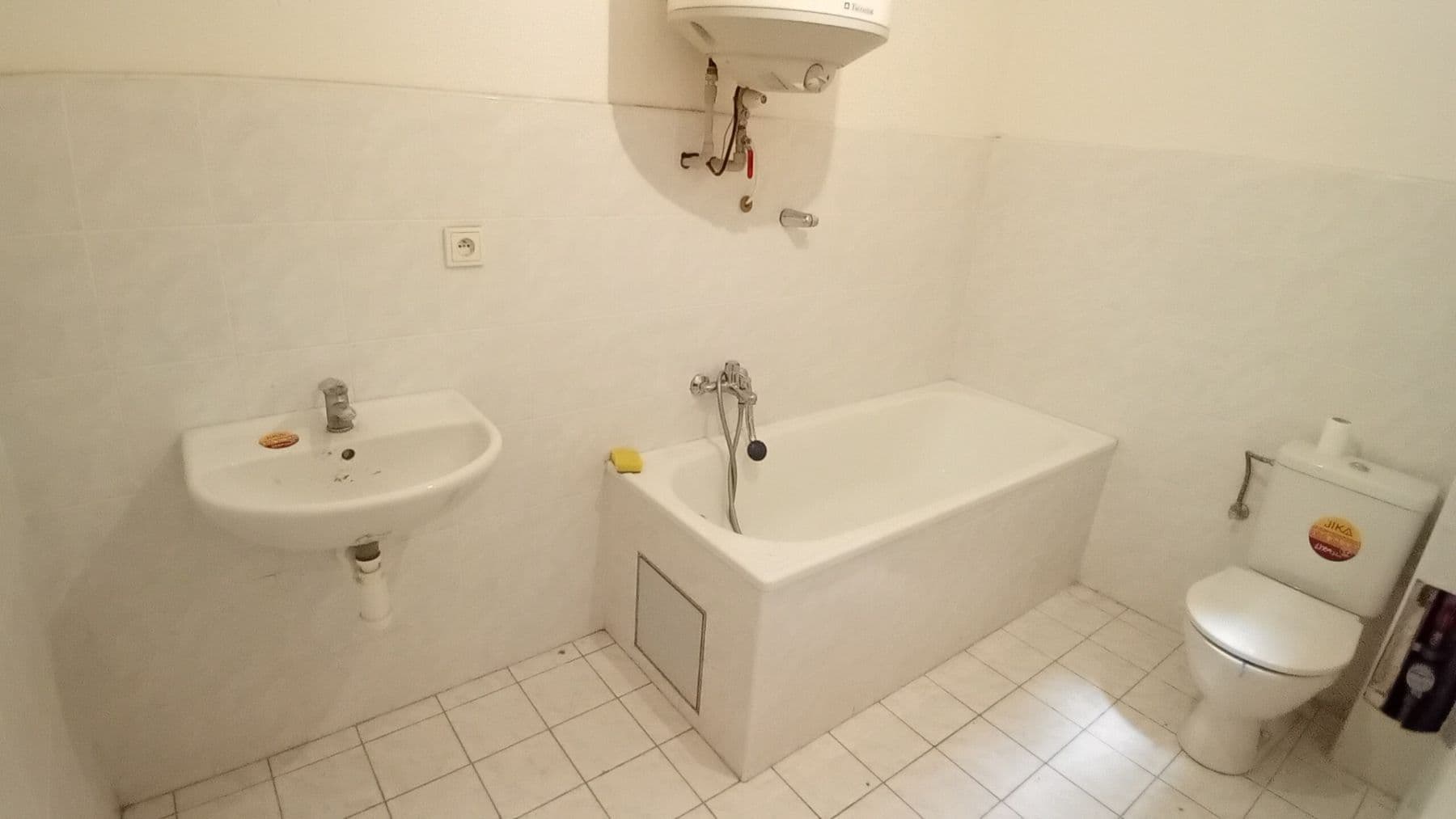 Prenájom nebytového priestoru 37 m², Žerotínova, Praha, Praha Prenájom nebytového priestoru 37 m², Žerotínova, Praha, Praha