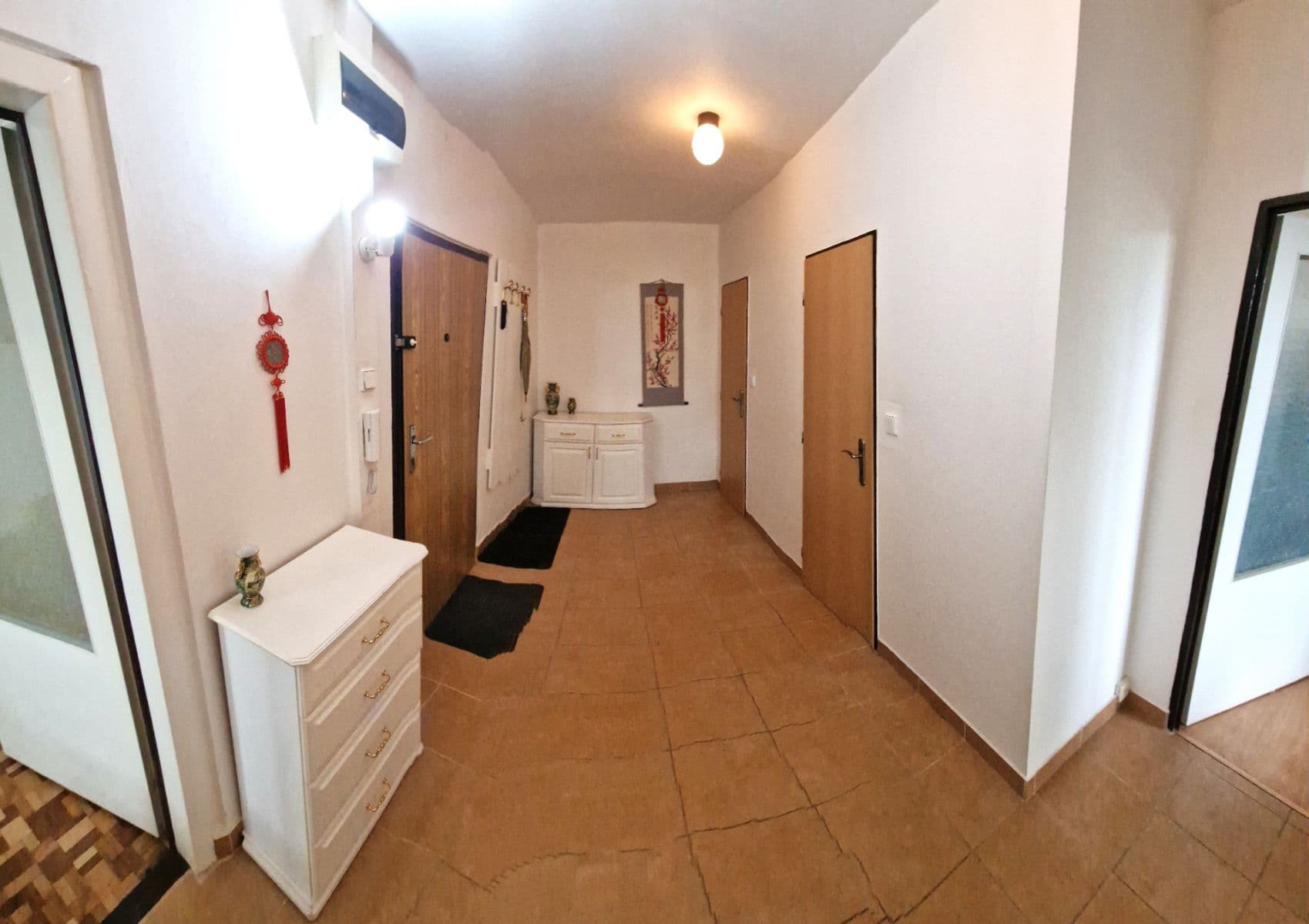 Prenájom bytu 3-izbový 66 m², Klírova, Praha, Praha Prenájom bytu 3-izbový 66 m², Klírova, Praha, Praha