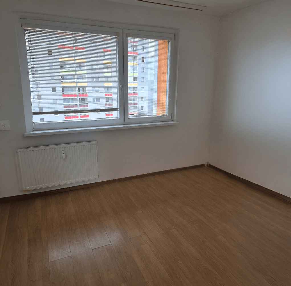 Prenájom bytu 3-izbový 70 m², Jihlavská, Česká Lípa, Liberecký kraj Prenájom bytu 3-izbový 70 m², Jihlavská, Česká Lípa, Liberecký kraj