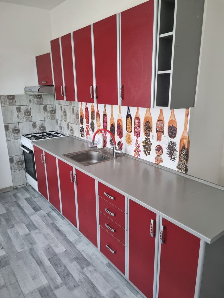 Prenájom bytu 3-izbový 70 m², Jihlavská, Česká Lípa, Liberecký kraj Prenájom bytu 3-izbový 70 m², Jihlavská, Česká Lípa, Liberecký kraj