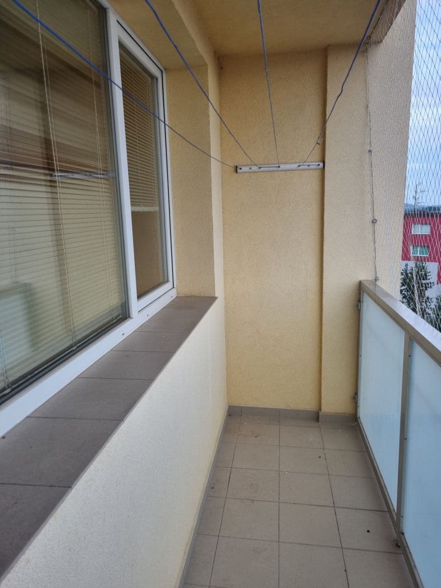 Prenájom bytu 3-izbový 70 m², Jihlavská, Česká Lípa, Liberecký kraj Prenájom bytu 3-izbový 70 m², Jihlavská, Česká Lípa, Liberecký kraj