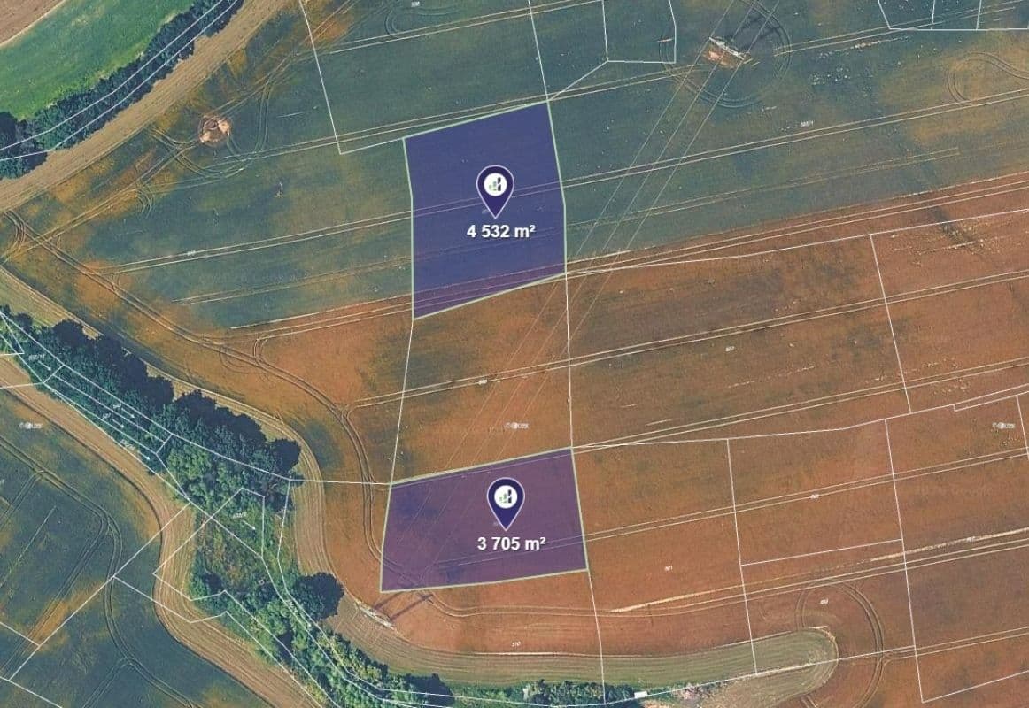 Predaj pozemku 8.237 m², Bratřínov, Středočeský kraj Predaj pozemku 8.237 m², Bratřínov, Středočeský kraj