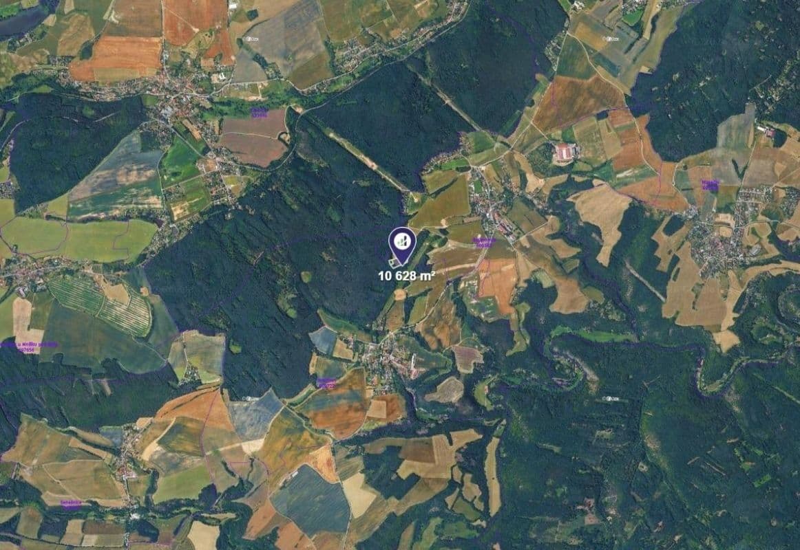 Predaj pozemku 10.628 m², Bratřínov, Středočeský kraj Predaj pozemku 10.628 m², Bratřínov, Středočeský kraj