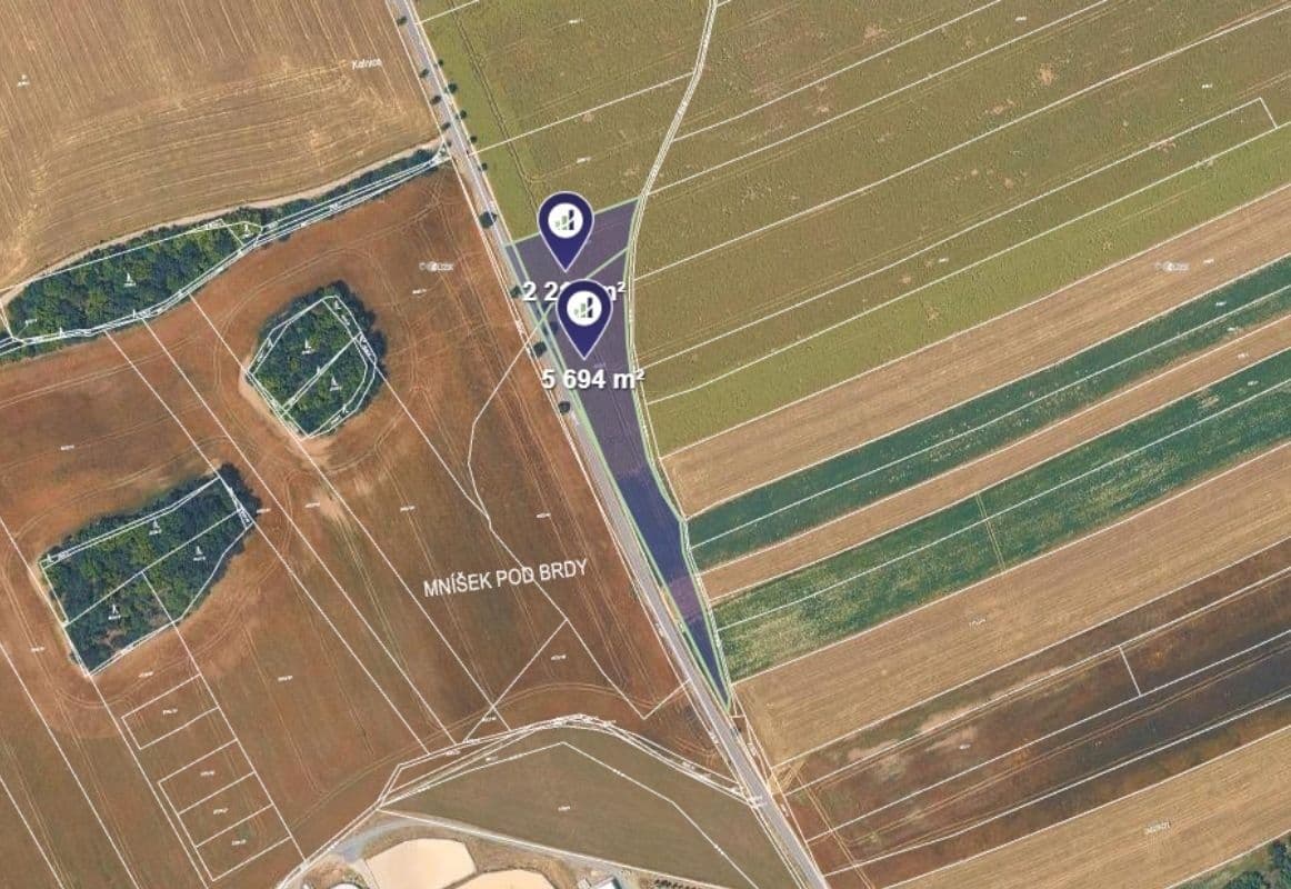 Predaj pozemku 7.911 m², Mníšek pod Brdy, Středočeský kraj Predaj pozemku 7.911 m², Mníšek pod Brdy, Středočeský kraj
