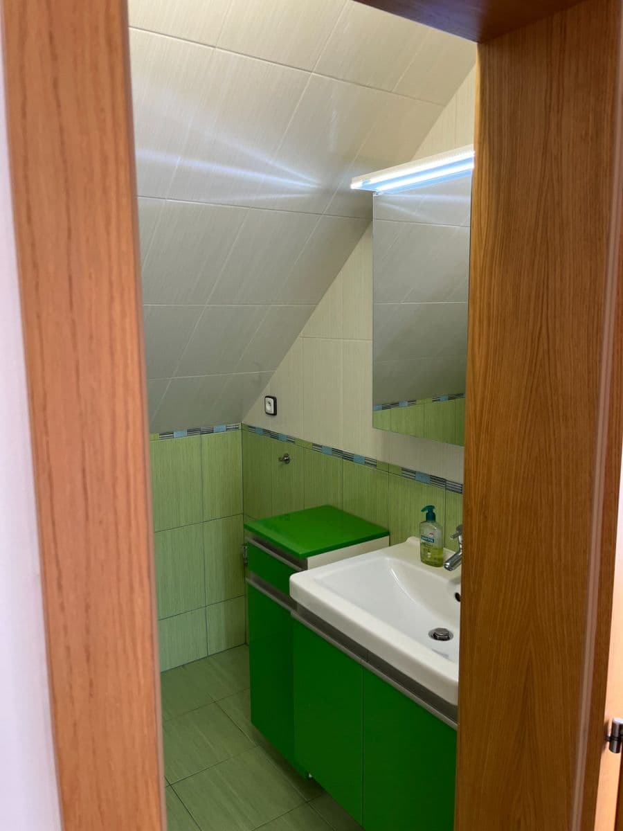 Prenájom domu 180 m², pozemok 800 m², Kazaňská, Praha, Praha Prenájom domu 180 m², pozemok 800 m², Kazaňská, Praha, Praha