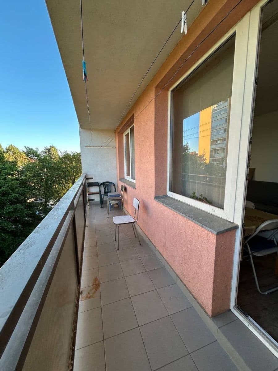 Prenájom bytu 2-izbový 60 m², Údolní, Praha, Praha Prenájom bytu 2-izbový 60 m², Údolní, Praha, Praha