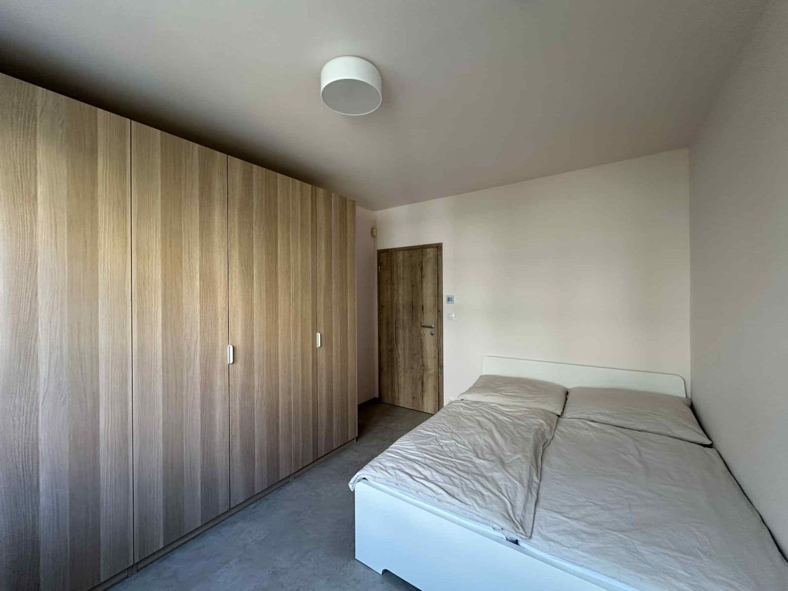 Prenájom bytu 2-izbový 53 m², Křižíkova, Praha, Praha Prenájom bytu 2-izbový 53 m², Křižíkova, Praha, Praha