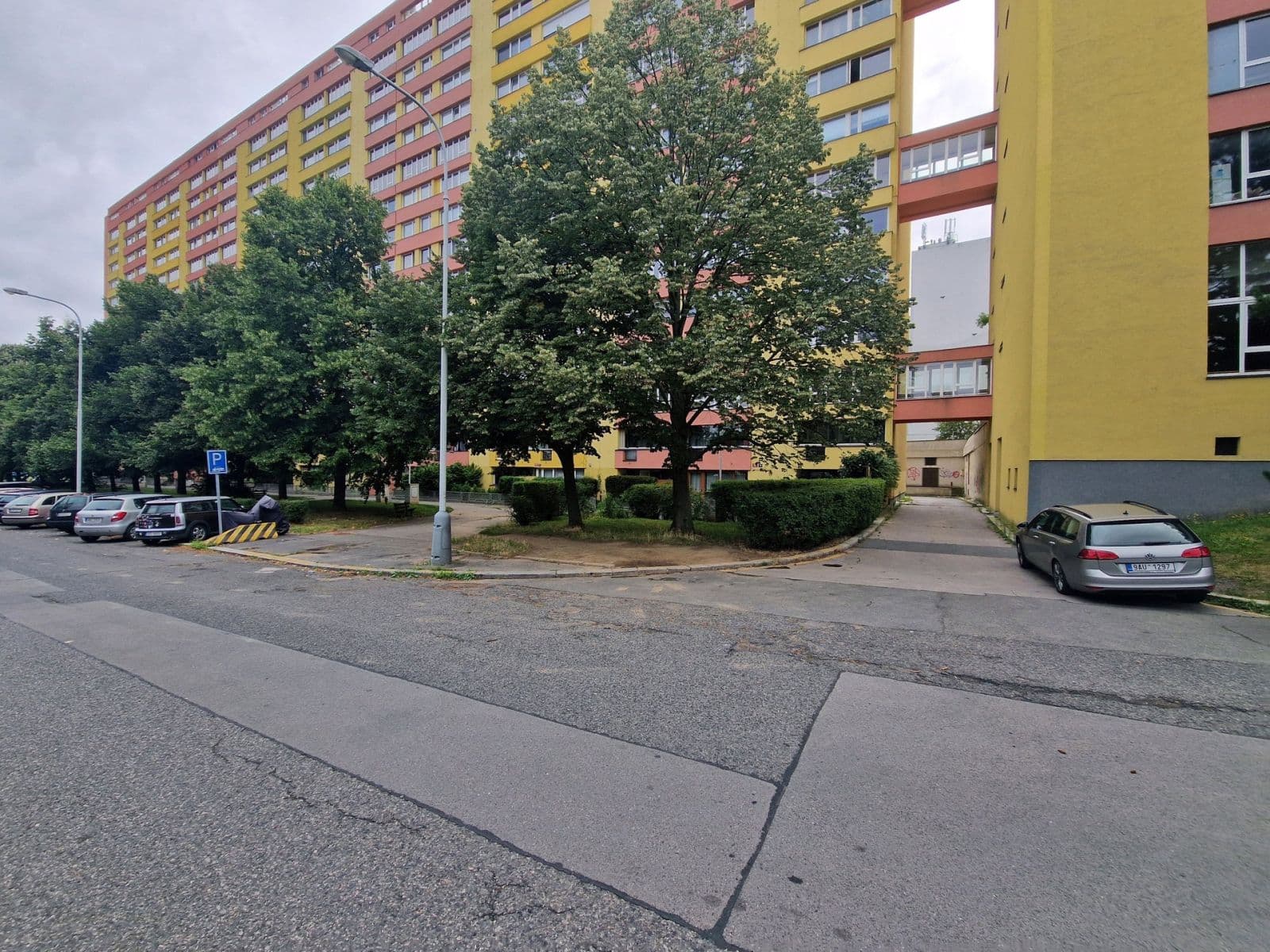 Prenájom bytu 1-izbový 40 m², Hlivická, Praha, Praha Prenájom bytu 1-izbový 40 m², Hlivická, Praha, Praha