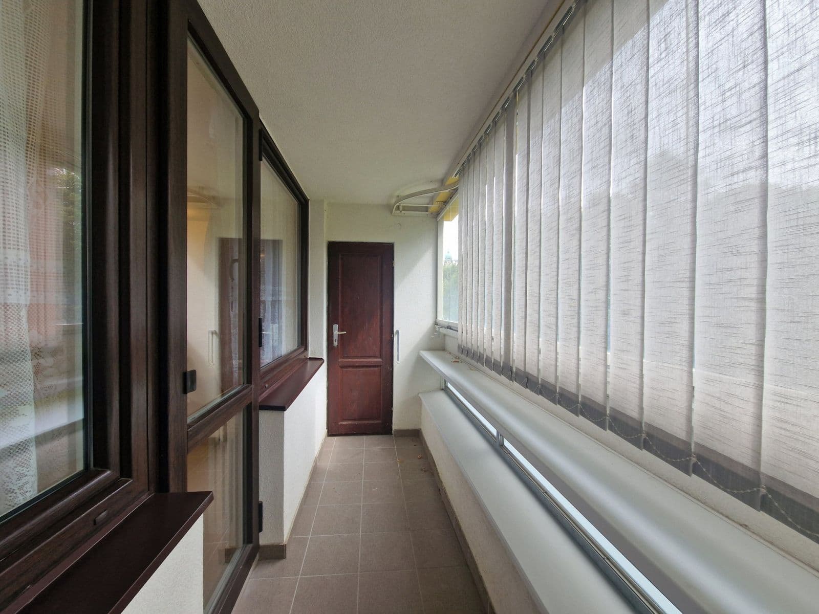 Prenájom bytu 1-izbový 40 m², Hlivická, Praha, Praha Prenájom bytu 1-izbový 40 m², Hlivická, Praha, Praha