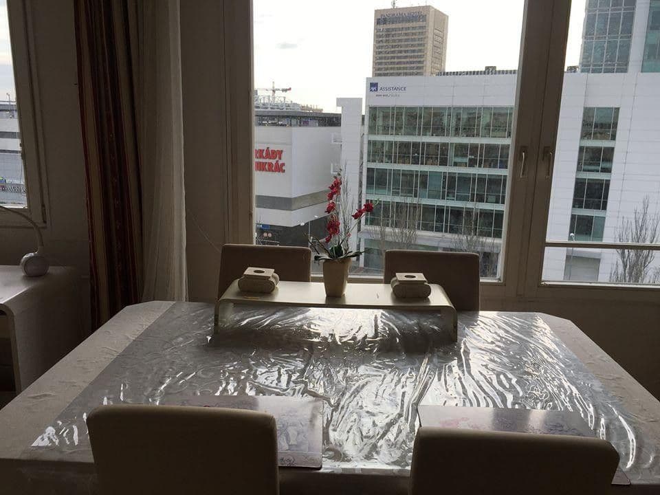 Prenájom bytu Garsoniéra 40 m², Plamínkové, Praha, Praha Prenájom bytu Garsoniéra 40 m², Plamínkové, Praha, Praha