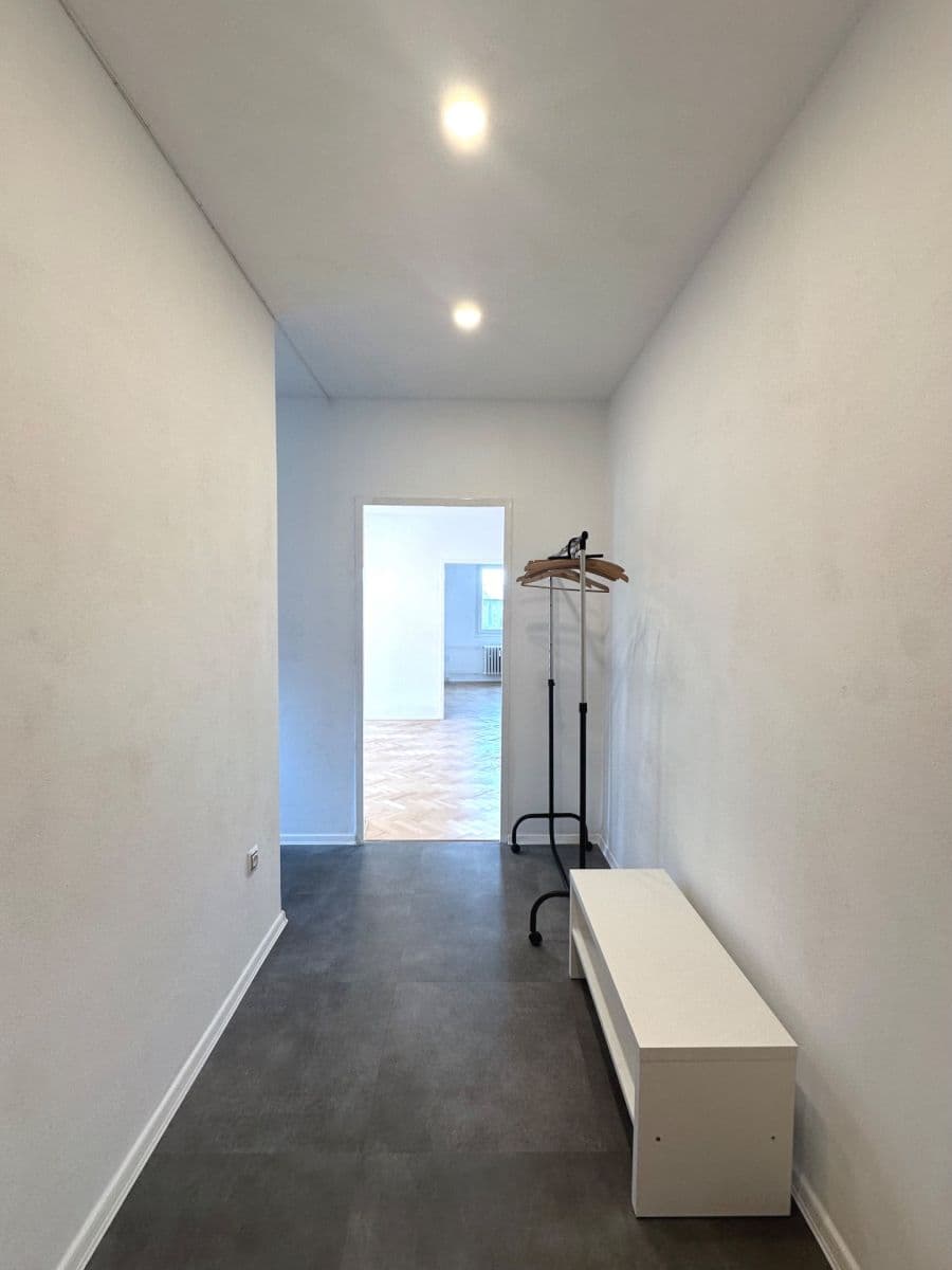 Predaj bytu 3-izbový 64 m², tř. Kosmonautů, Olomouc, Olomoucký kraj Predaj bytu 3-izbový 64 m², tř. Kosmonautů, Olomouc, Olomoucký kraj