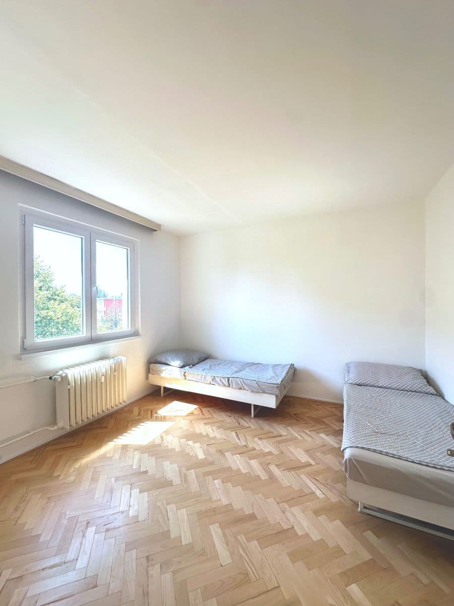 Predaj bytu 3-izbový 64 m², tř. Kosmonautů, Olomouc, Olomoucký kraj Predaj bytu 3-izbový 64 m², tř. Kosmonautů, Olomouc, Olomoucký kraj