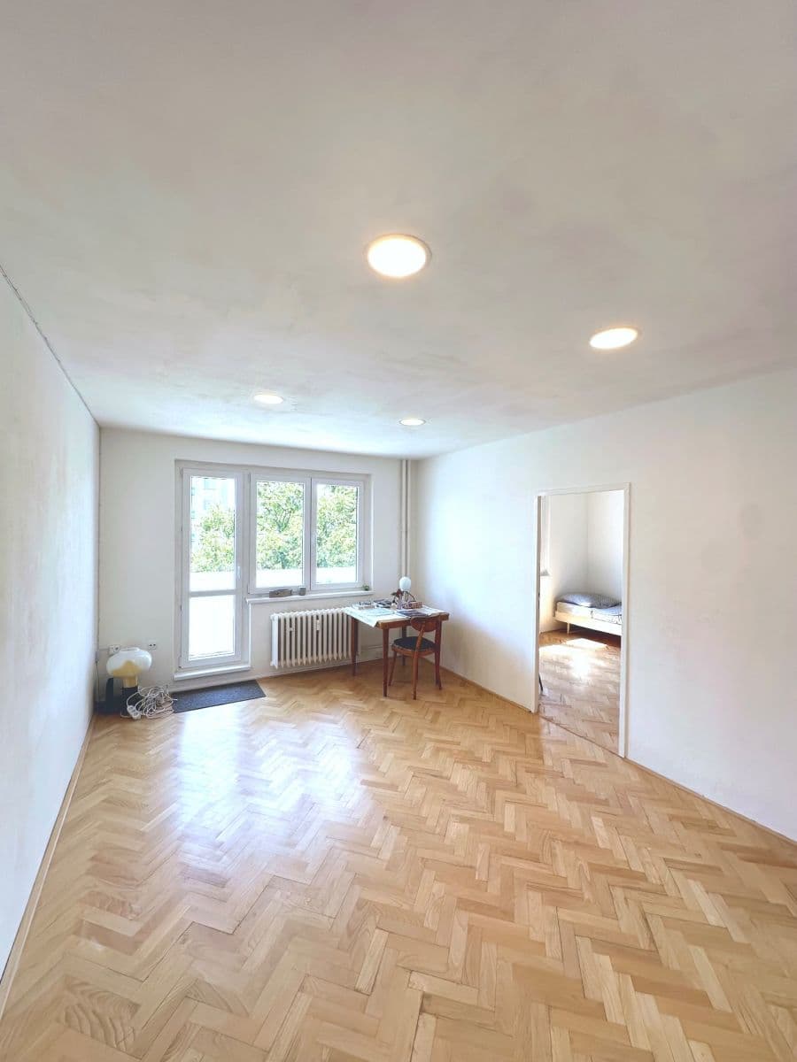 Predaj bytu 3-izbový 64 m², tř. Kosmonautů, Olomouc, Olomoucký kraj Predaj bytu 3-izbový 64 m², tř. Kosmonautů, Olomouc, Olomoucký kraj