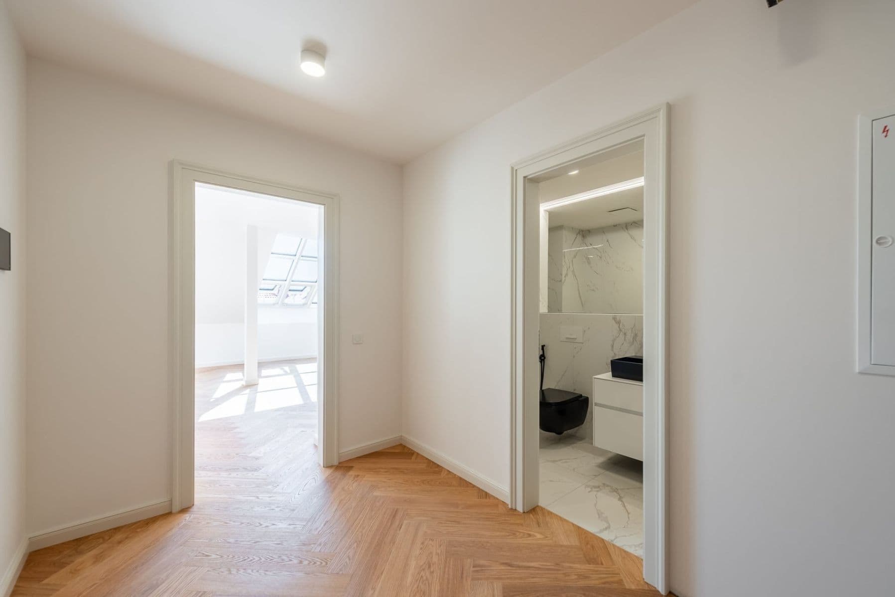 Predaj bytu 2-izbový 87 m², Polská, Praha, Praha Predaj bytu 2-izbový 87 m², Polská, Praha, Praha