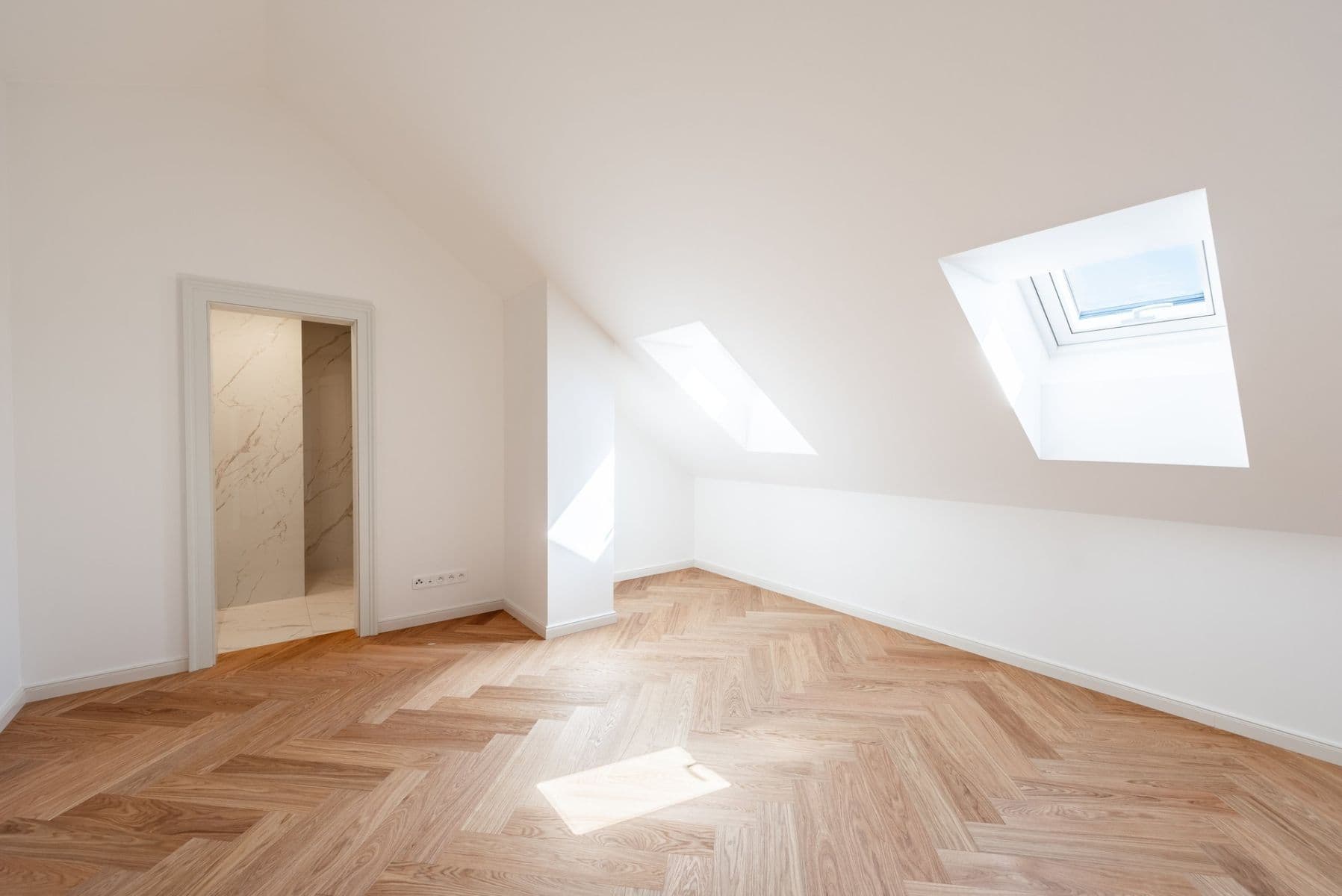 Predaj bytu 2-izbový 87 m², Polská, Praha, Praha Predaj bytu 2-izbový 87 m², Polská, Praha, Praha