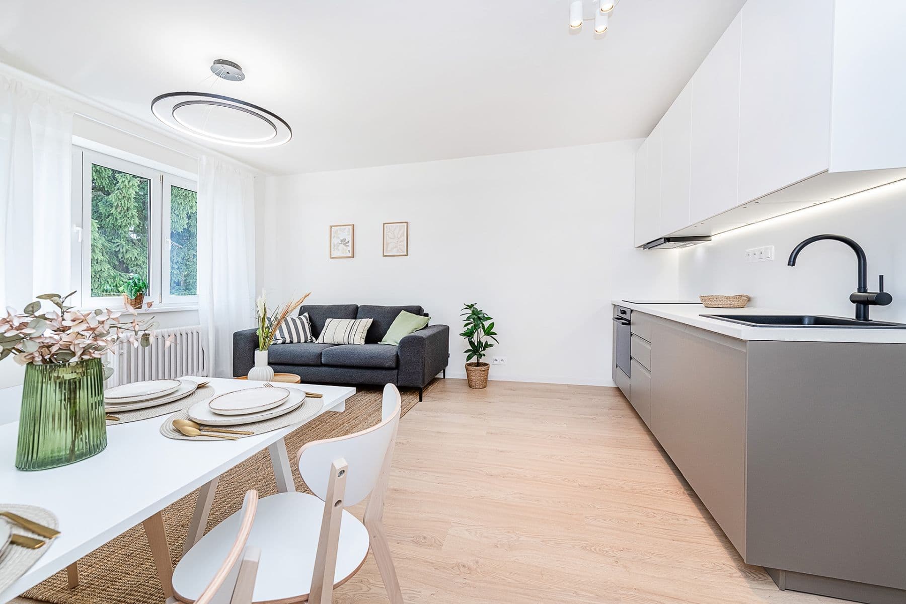 Predaj bytu 3-izbový 74 m², Madridská, Praha, Praha Predaj bytu 3-izbový 74 m², Madridská, Praha, Praha