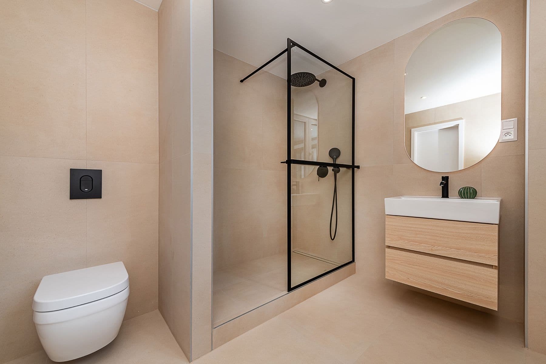 Predaj bytu 3-izbový 74 m², Madridská, Praha, Praha Predaj bytu 3-izbový 74 m², Madridská, Praha, Praha