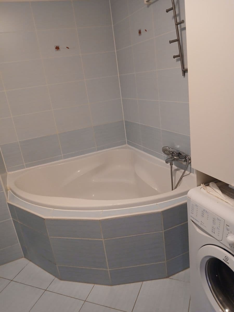 Prenájom bytu 2-izbový 51 m², Holubinková, Praha, Praha Prenájom bytu 2-izbový 51 m², Holubinková, Praha, Praha