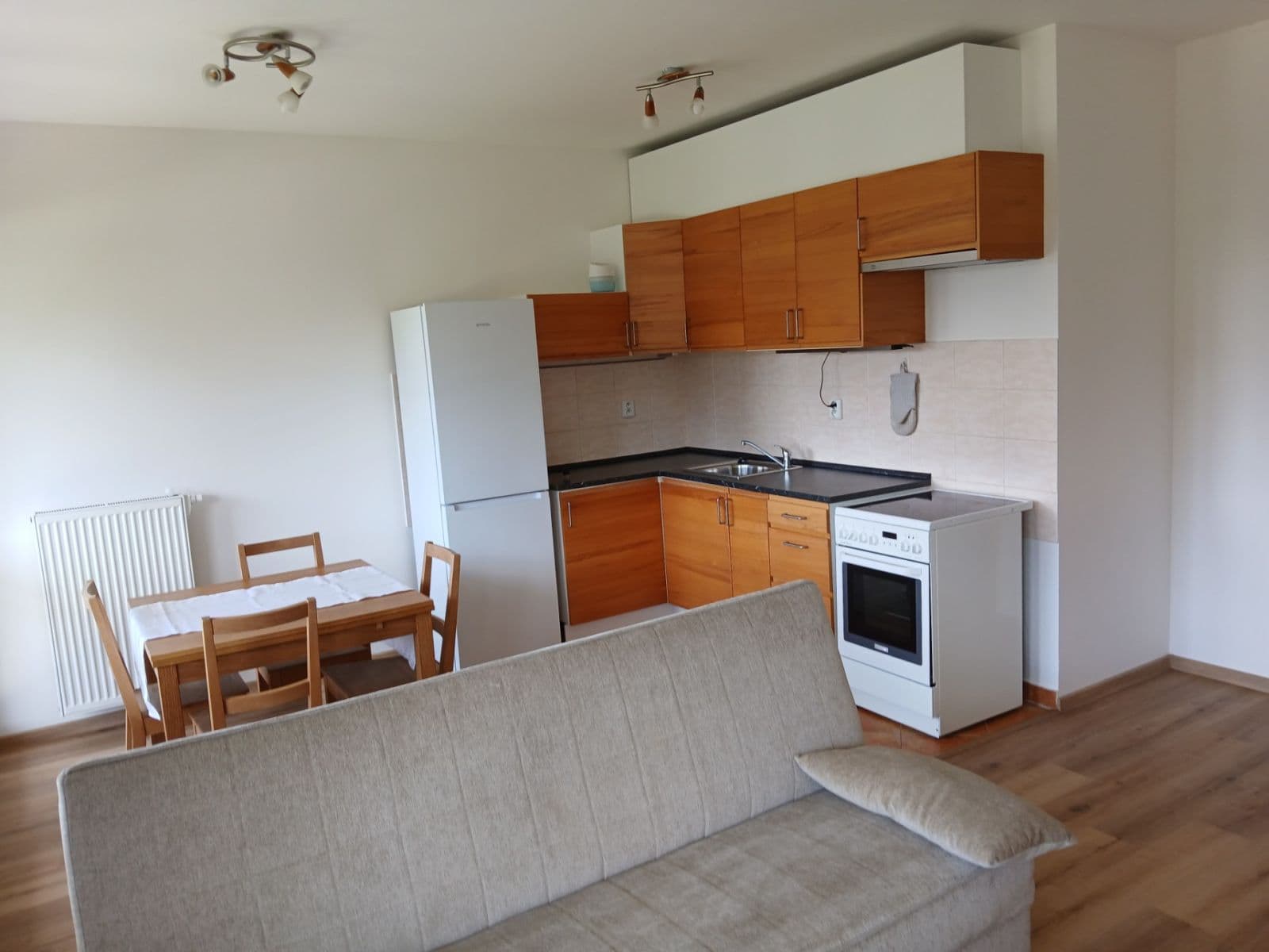 Prenájom bytu 2-izbový 51 m², Holubinková, Praha, Praha Prenájom bytu 2-izbový 51 m², Holubinková, Praha, Praha