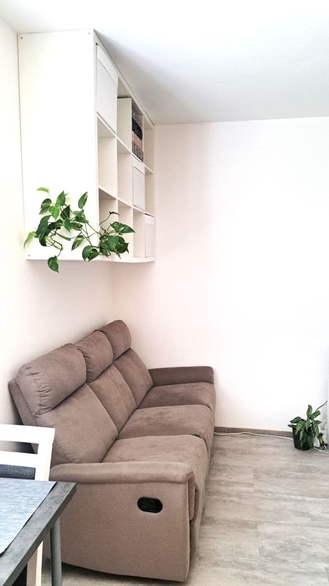 Prenájom bytu 2-izbový 45 m², Rozprýmova, Újezd u Brna, Jihomoravský kraj Prenájom bytu 2-izbový 45 m², Rozprýmova, Újezd u Brna, Jihomoravský kraj