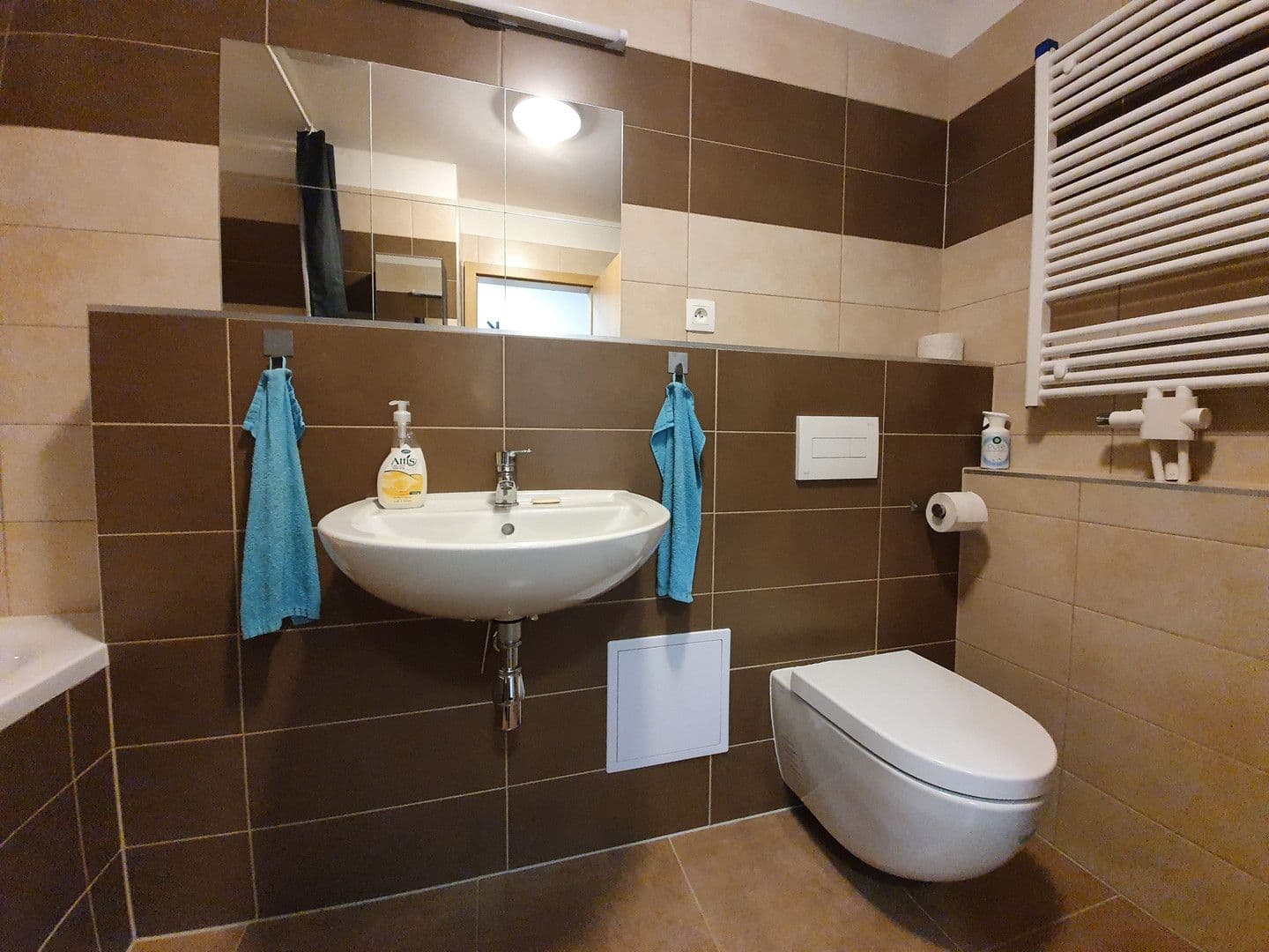 Prenájom bytu 32 m², Ječná, Hostivice, Středočeský kraj Prenájom bytu 32 m², Ječná, Hostivice, Středočeský kraj