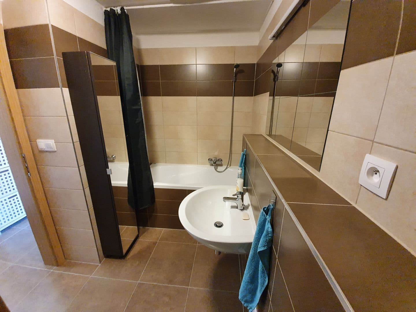 Prenájom bytu 32 m², Ječná, Hostivice, Středočeský kraj Prenájom bytu 32 m², Ječná, Hostivice, Středočeský kraj