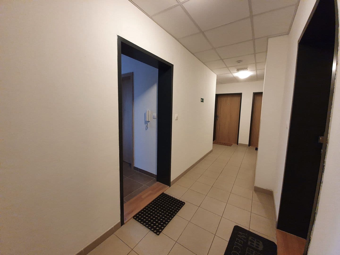 Prenájom bytu 32 m², Ječná, Hostivice, Středočeský kraj Prenájom bytu 32 m², Ječná, Hostivice, Středočeský kraj