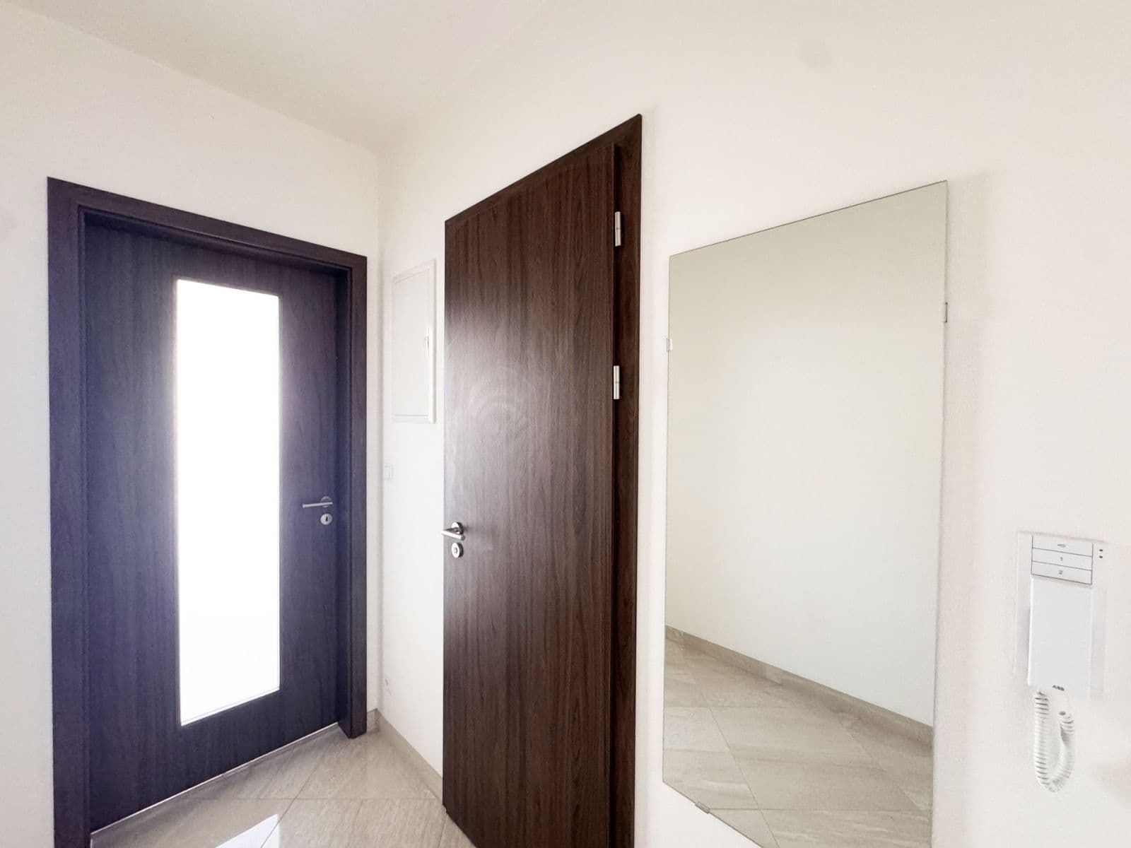 Prenájom bytu 1-izbový 31 m², Mantovská, Praha, Praha Prenájom bytu 1-izbový 31 m², Mantovská, Praha, Praha