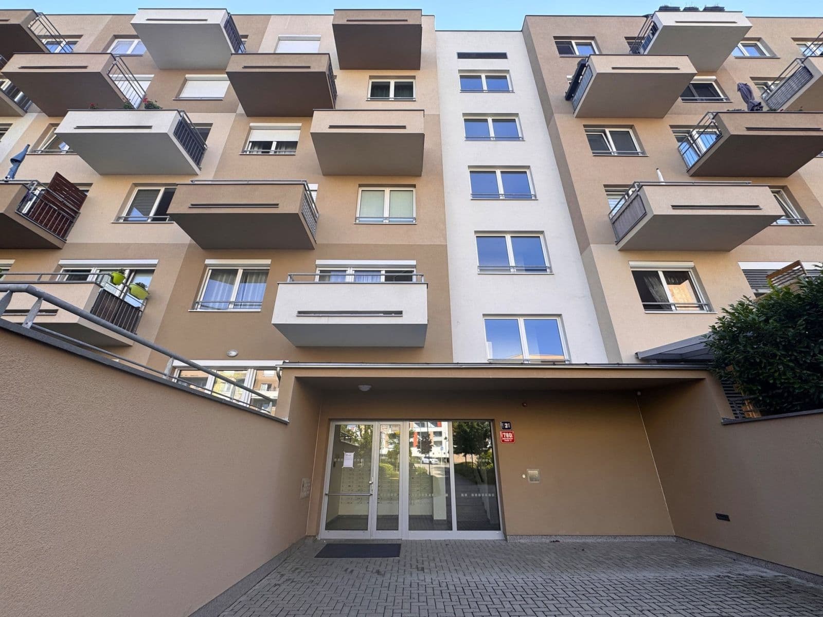 Prenájom bytu 1-izbový 31 m², Mantovská, Praha, Praha Prenájom bytu 1-izbový 31 m², Mantovská, Praha, Praha