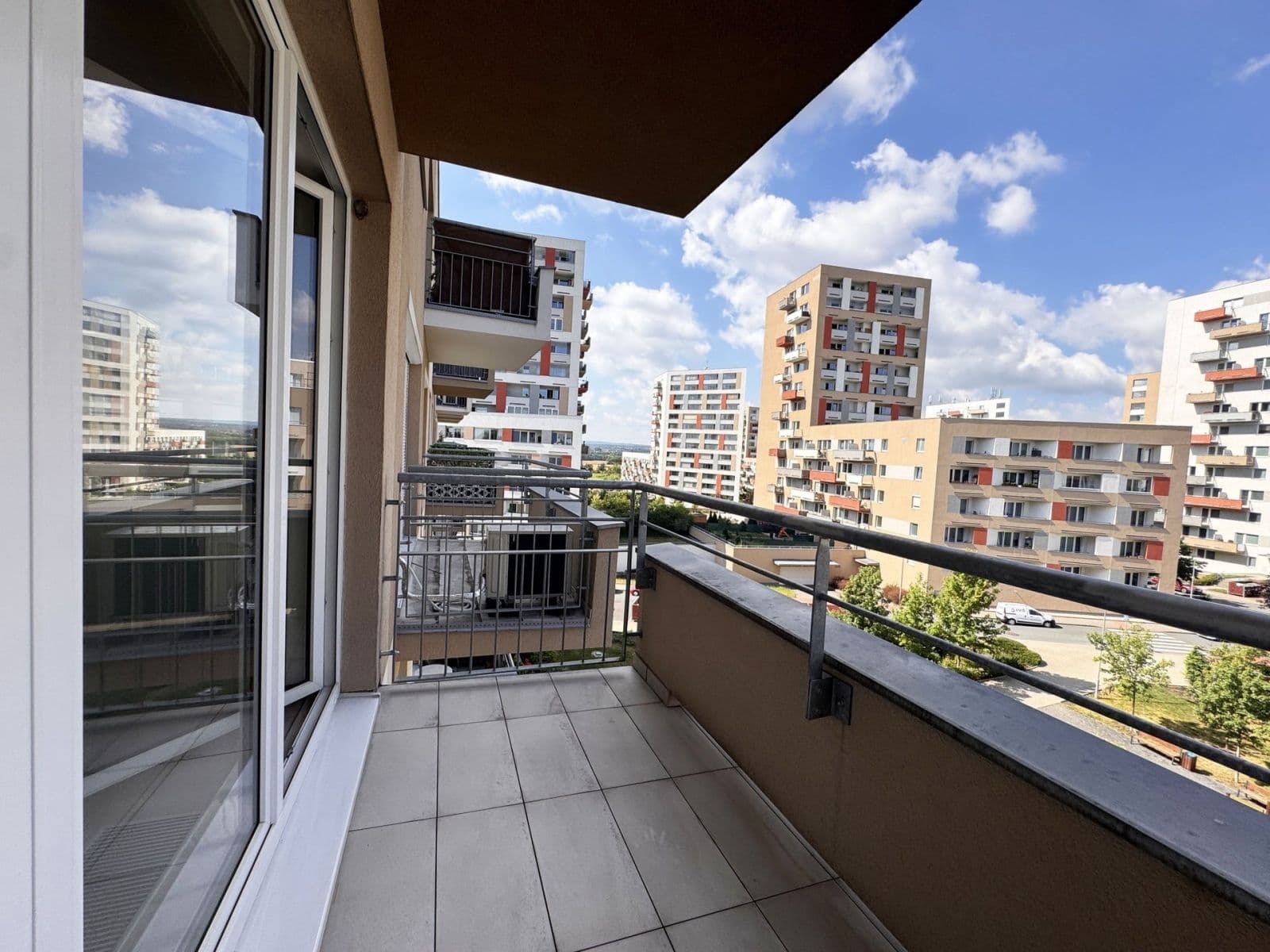 Prenájom bytu 1-izbový 31 m², Mantovská, Praha, Praha Prenájom bytu 1-izbový 31 m², Mantovská, Praha, Praha