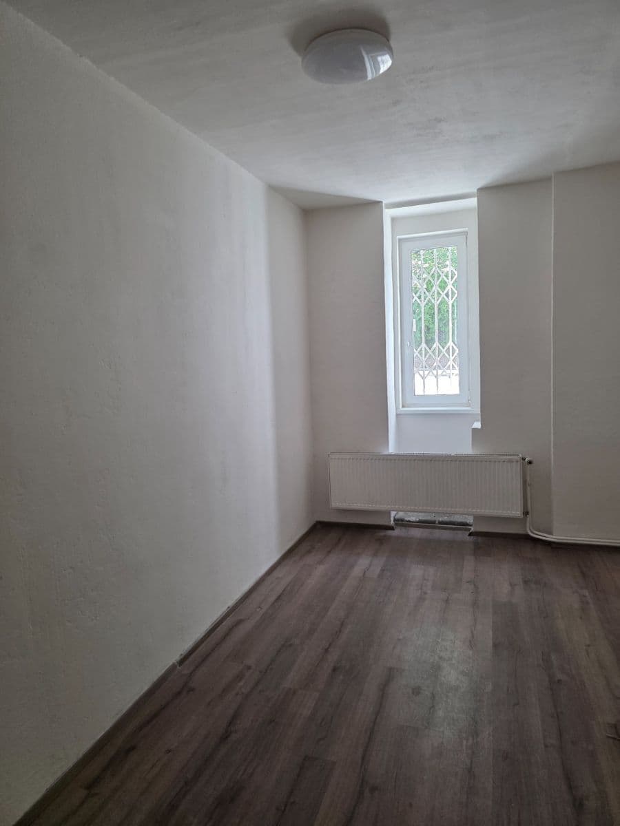 Predaj bytu 3-izbový 63 m², Pod Labuťkou, Praha, Praha Predaj bytu 3-izbový 63 m², Pod Labuťkou, Praha, Praha