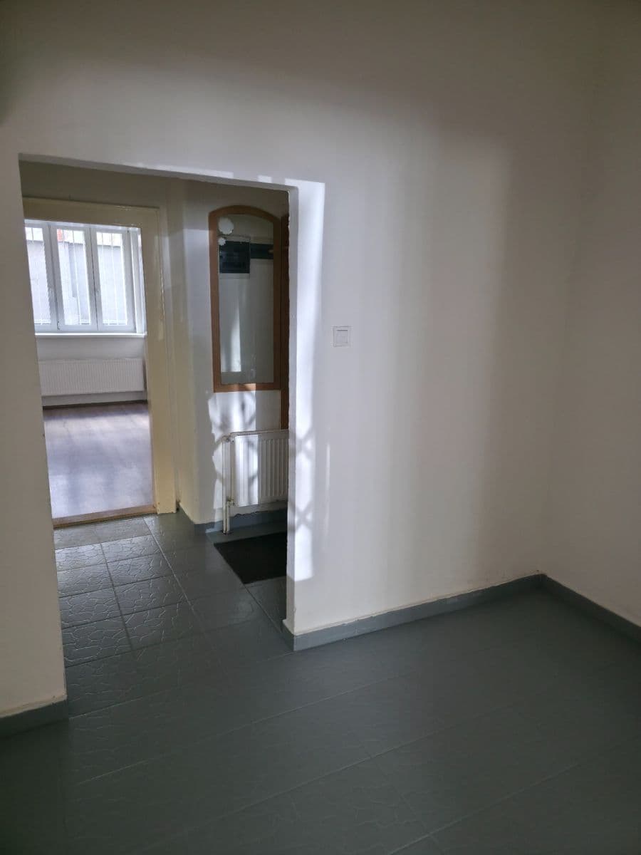 Predaj bytu 3-izbový 63 m², Pod Labuťkou, Praha, Praha Predaj bytu 3-izbový 63 m², Pod Labuťkou, Praha, Praha