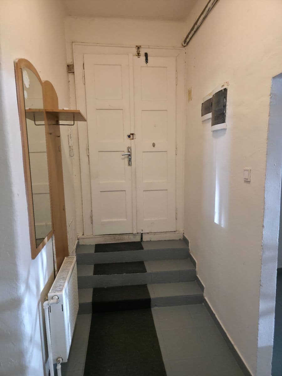 Predaj bytu 3-izbový 63 m², Pod Labuťkou, Praha, Praha Predaj bytu 3-izbový 63 m², Pod Labuťkou, Praha, Praha