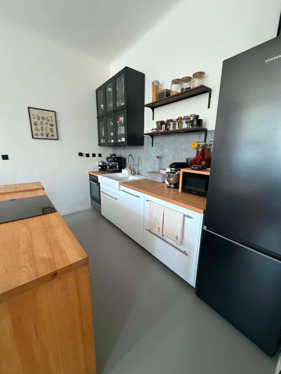 Predaj bytu 3-izbový 87 m², Dvořákova, Jihlava, Kraj Vysočina Predaj bytu 3-izbový 87 m², Dvořákova, Jihlava, Kraj Vysočina