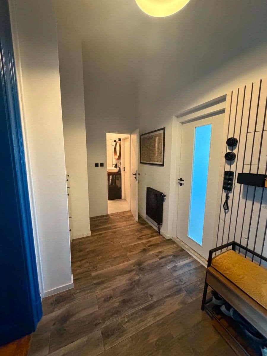 Predaj bytu 3-izbový 87 m², Dvořákova, Jihlava, Kraj Vysočina Predaj bytu 3-izbový 87 m², Dvořákova, Jihlava, Kraj Vysočina
