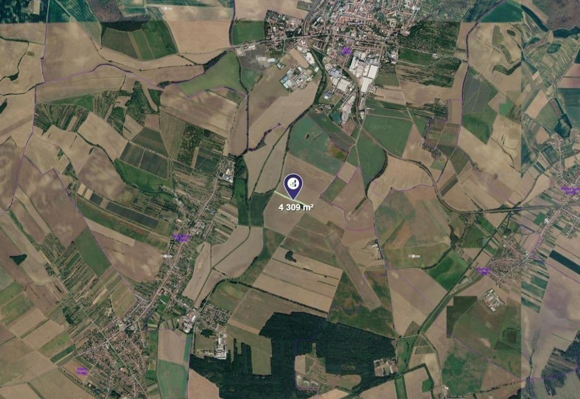 Predaj pozemku 4.295 m², Svatobořice-Mistřín, Jihomoravský kraj Predaj pozemku 4.295 m², Svatobořice-Mistřín, Jihomoravský kraj