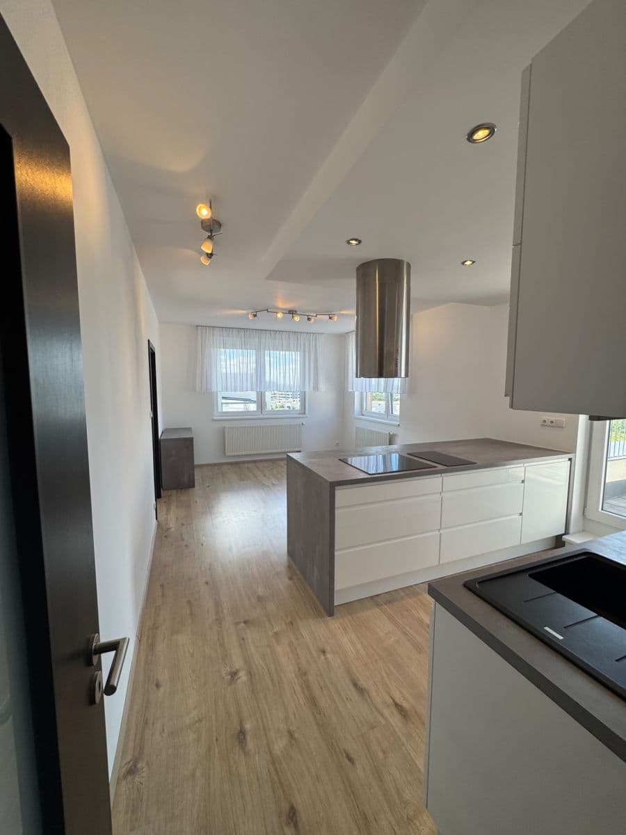 Predaj bytu 2-izbový 56 m², Honzíkova, Praha, Praha Predaj bytu 2-izbový 56 m², Honzíkova, Praha, Praha