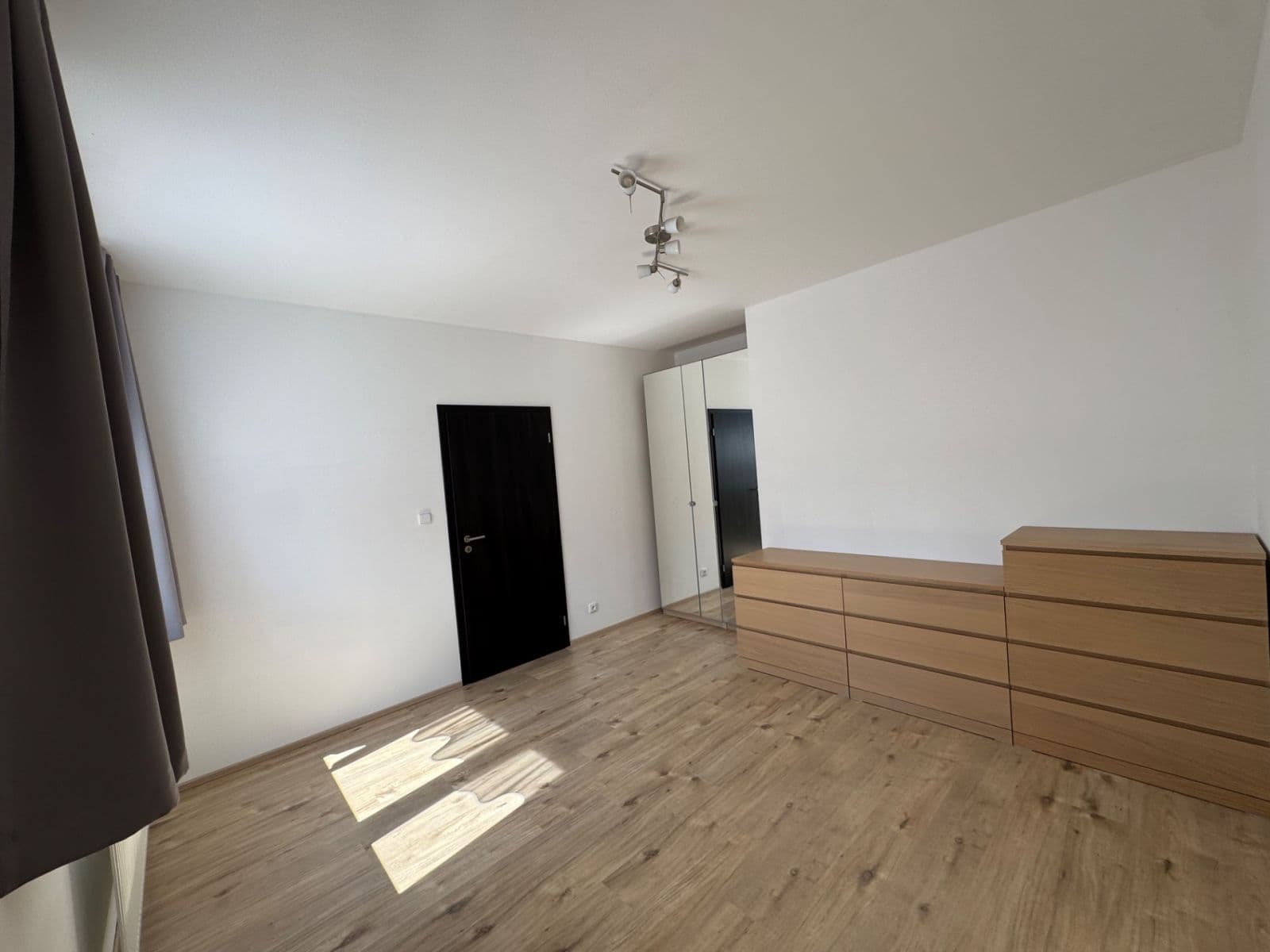 Predaj bytu 2-izbový 56 m², Honzíkova, Praha, Praha Predaj bytu 2-izbový 56 m², Honzíkova, Praha, Praha