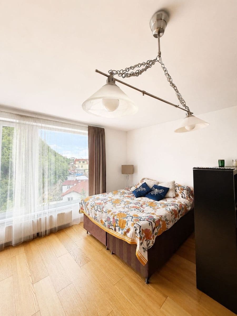 Prenájom bytu 1-izbový 39 m², Nuselská, Praha, Praha Prenájom bytu 1-izbový 39 m², Nuselská, Praha, Praha