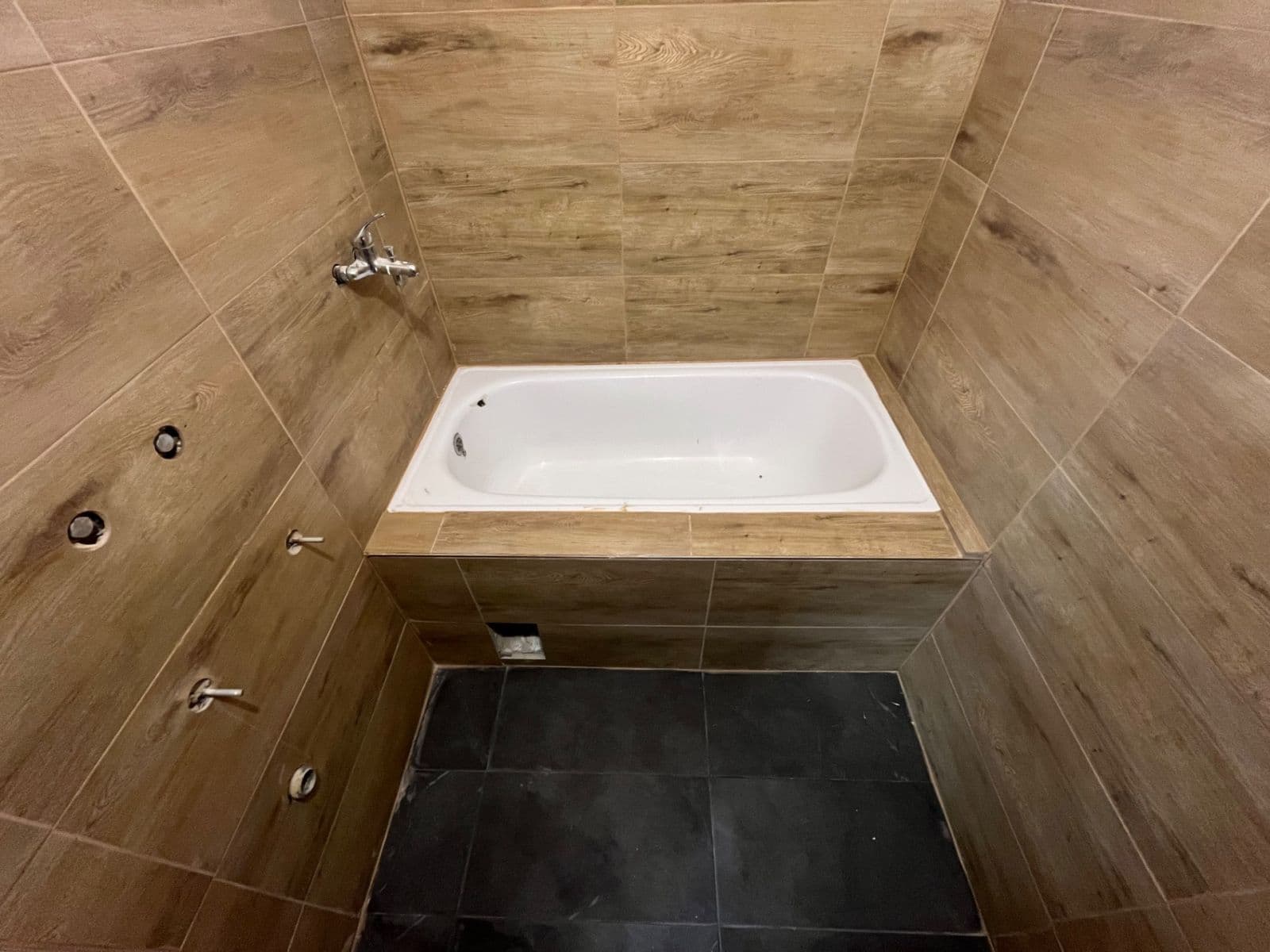 Predaj bytu 3-izbový 77 m², Čankovice, Pardubický kraj Predaj bytu 3-izbový 77 m², Čankovice, Pardubický kraj