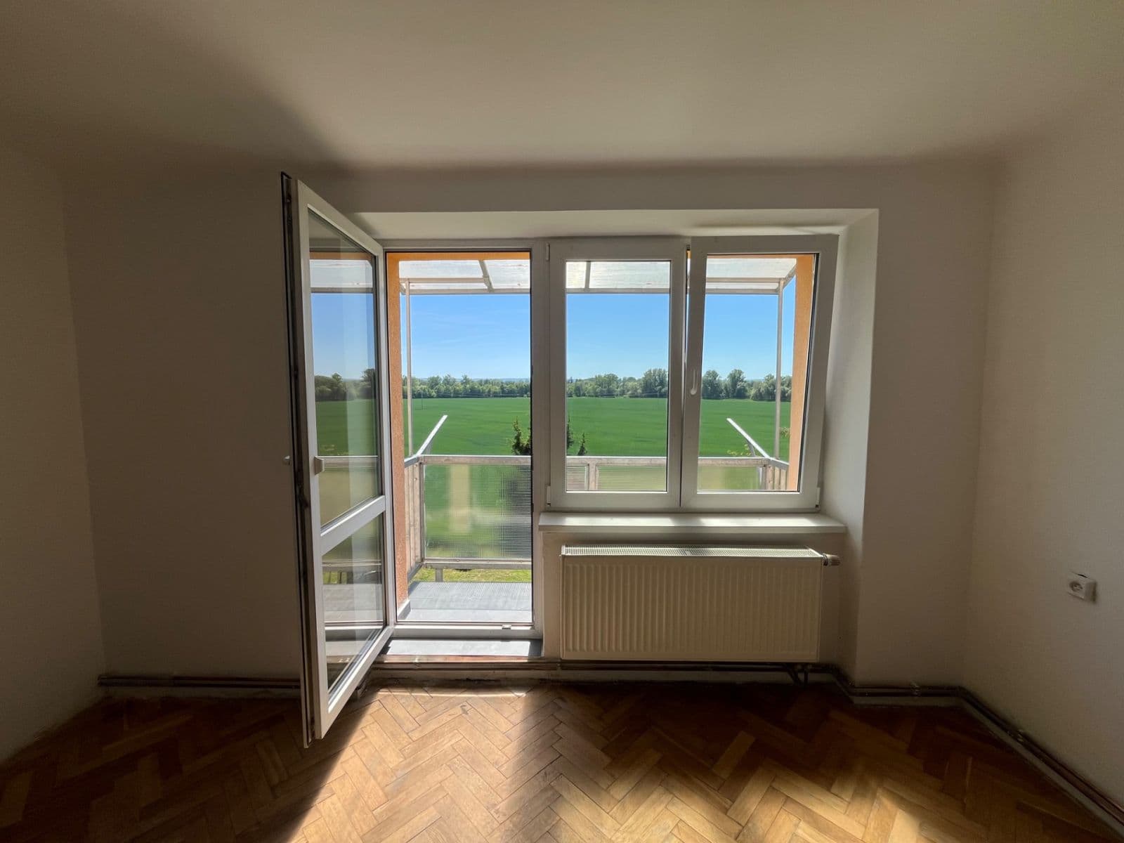 Predaj bytu 3-izbový 77 m², Čankovice, Pardubický kraj Predaj bytu 3-izbový 77 m², Čankovice, Pardubický kraj