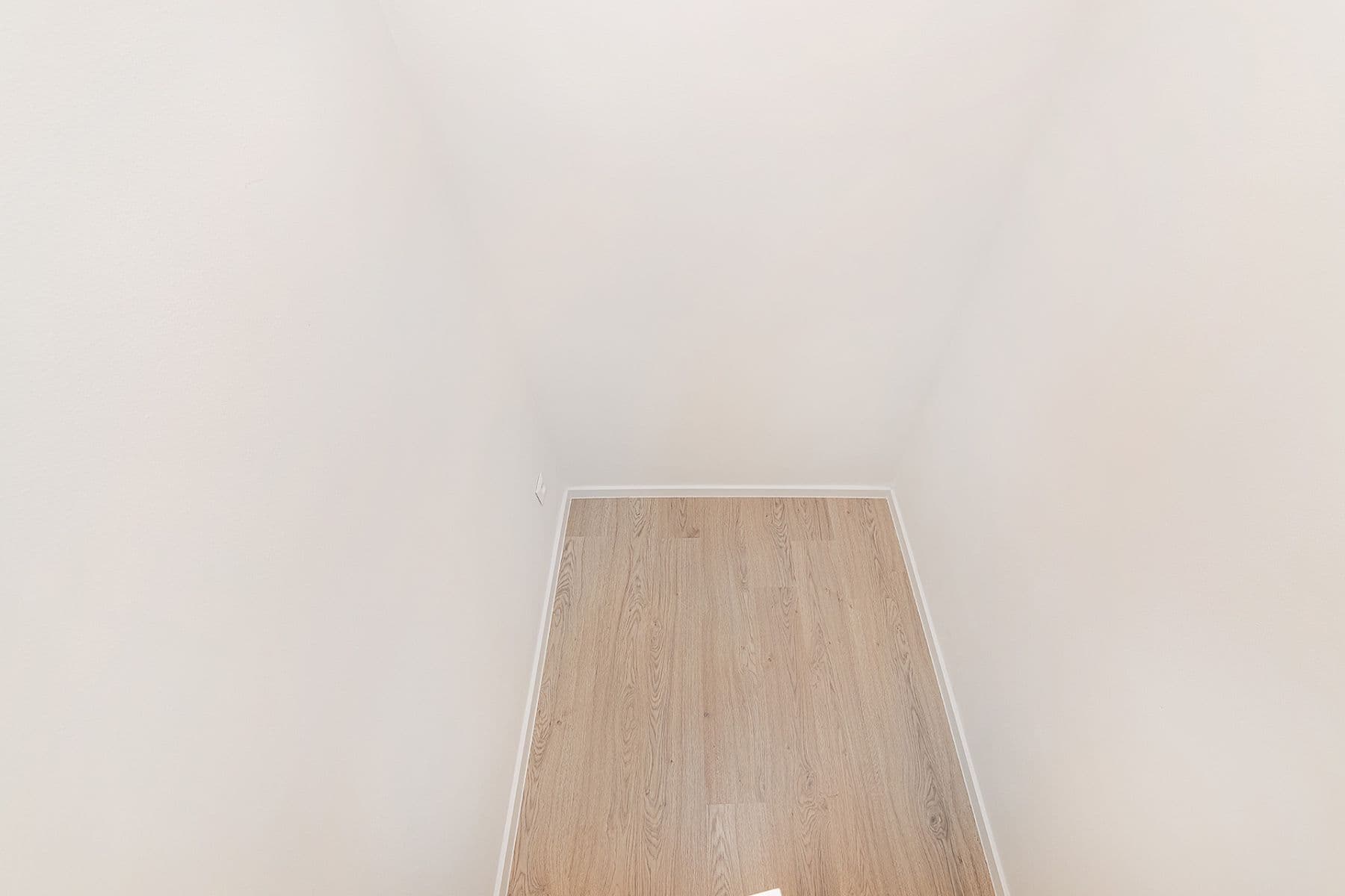 Predaj bytu 3-izbový 87 m², Komunardů, Praha, Praha Predaj bytu 3-izbový 87 m², Komunardů, Praha, Praha