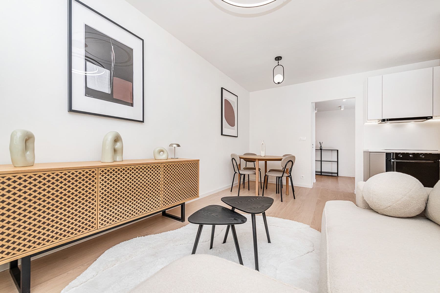 Predaj bytu 3-izbový 87 m², Komunardů, Praha, Praha Predaj bytu 3-izbový 87 m², Komunardů, Praha, Praha