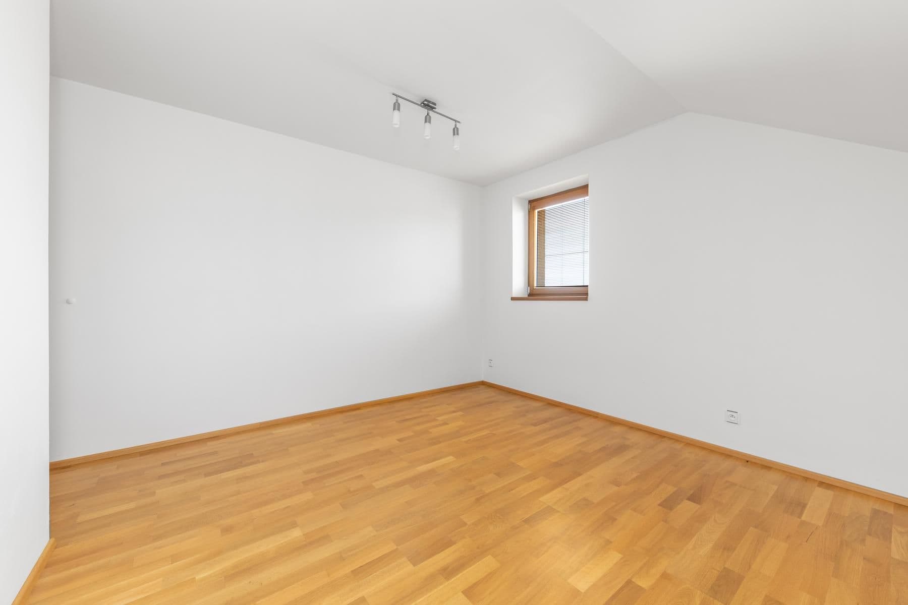 Predaj domu 178 m², pozemok 740 m², Ke Vsisku, Velký Týnec, Olomoucký kraj Predaj domu 178 m², pozemok 740 m², Ke Vsisku, Velký Týnec, Olomoucký kraj