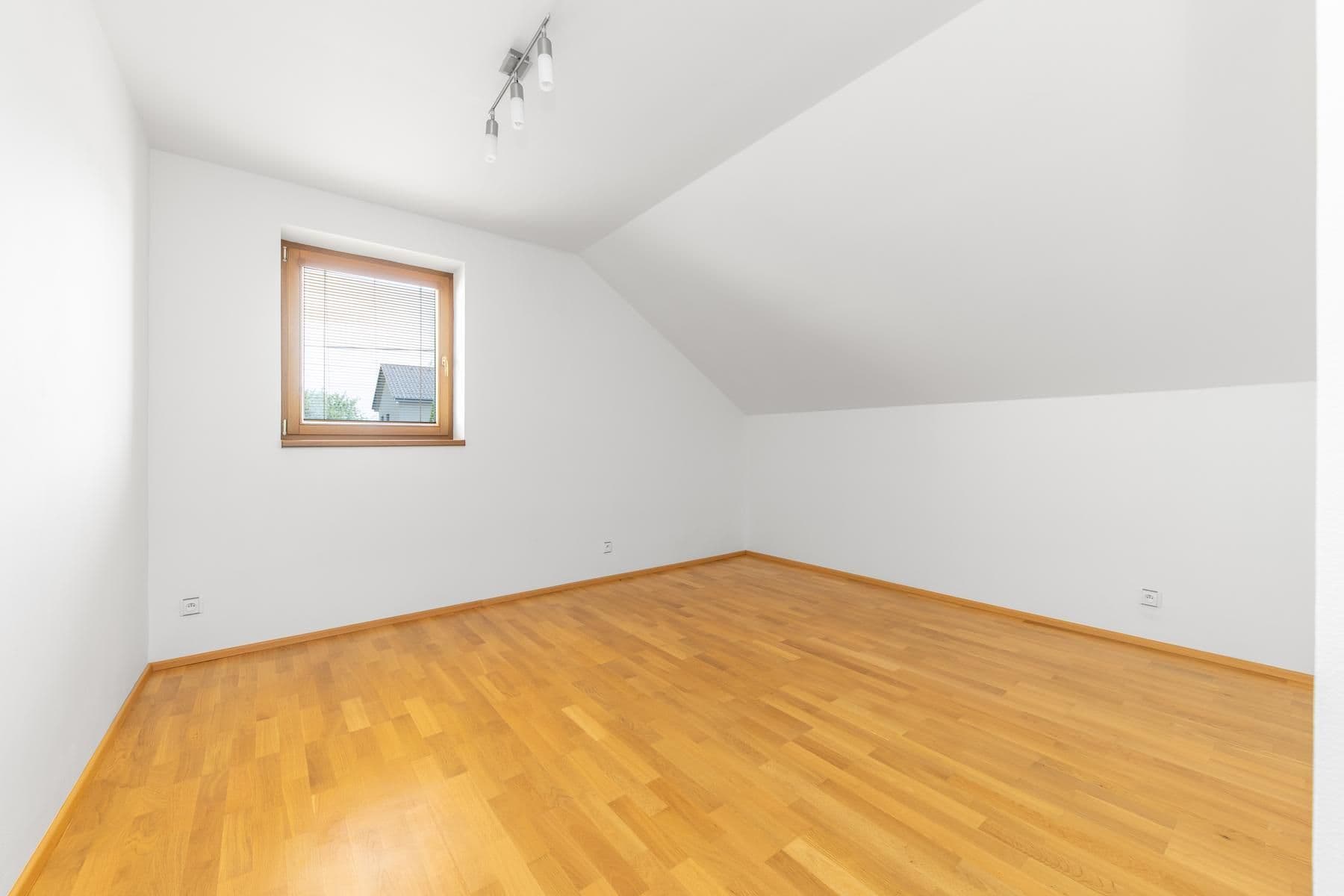 Predaj domu 178 m², pozemok 740 m², Ke Vsisku, Velký Týnec, Olomoucký kraj Predaj domu 178 m², pozemok 740 m², Ke Vsisku, Velký Týnec, Olomoucký kraj