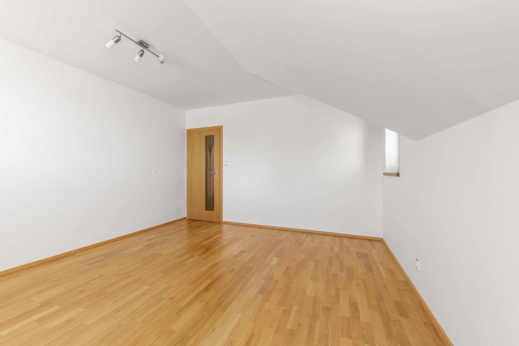 Predaj domu 178 m², pozemok 740 m², Ke Vsisku, Velký Týnec, Olomoucký kraj Predaj domu 178 m², pozemok 740 m², Ke Vsisku, Velký Týnec, Olomoucký kraj