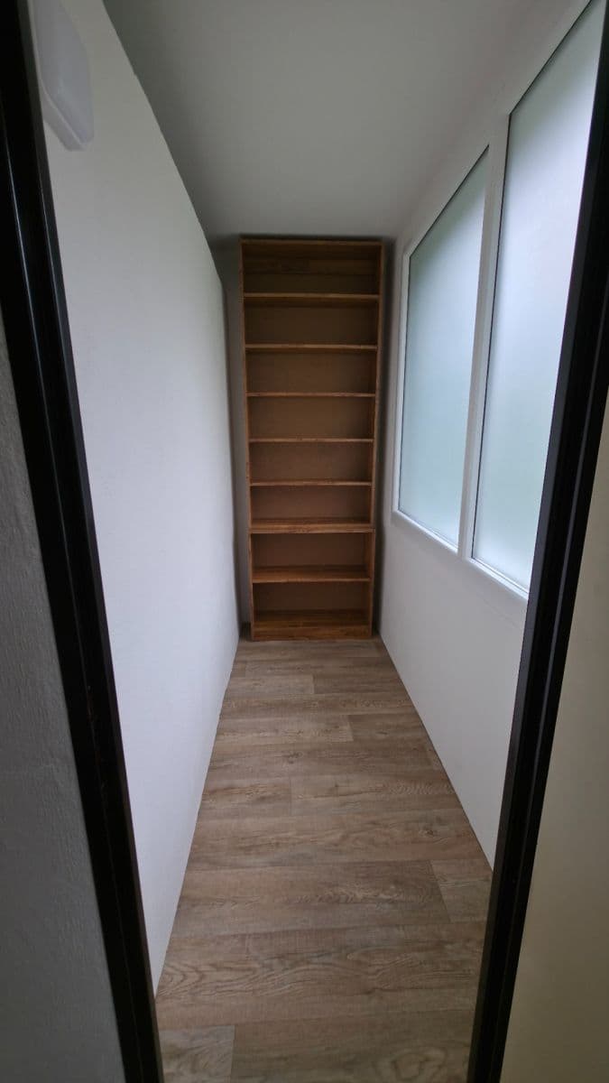 Prenájom bytu 1-izbový 34 m², Tomanova, Slaný, Středočeský kraj Prenájom bytu 1-izbový 34 m², Tomanova, Slaný, Středočeský kraj